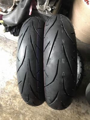 ยางใหม่ มือ1 iRc iZs 120/70/17-160/60/17  คู่ละ 4,750 บาทเท่านั้น ปี 17 ทุกเส้น