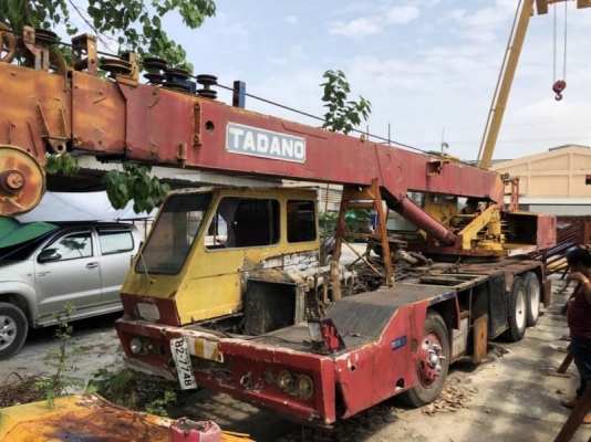 ขาย 785,000 รถเครน 10 ล้อเครน 20 ตัน 4 ปอก 3 ชัก เครื่องนิสสัน PE6-230 แรง 2 เพลา สโลว์กลาง สภาพจอด ติดเครื่องได้ ทำงานได้ เอกสารเล่มทะเบียน ภาษีไม่ขาด   รถอยู่ ปทุมธานี โทร 0610710295