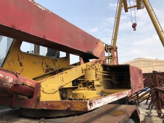 ขาย 785,000 รถเครน 10 ล้อเครน 20 ตัน 4 ปอก 3 ชัก เครื่องนิสสัน PE6-230 แรง 2 เพลา สโลว์กลาง สภาพจอด ติดเครื่องได้ ทำงานได้ เอกสารเล่มทะเบียน ภาษีไม่ขาด   รถอยู่ ปทุมธานี โทร 0610710295