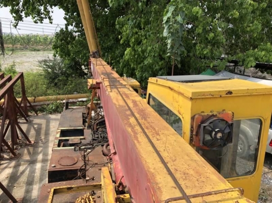 ขาย 785,000 รถเครน 10 ล้อเครน 20 ตัน 4 ปอก 3 ชัก เครื่องนิสสัน PE6-230 แรง 2 เพลา สโลว์กลาง สภาพจอด ติดเครื่องได้ ทำงานได้ เอกสารเล่มทะเบียน ภาษีไม่ขาด   รถอยู่ ปทุมธานี โทร 0610710295