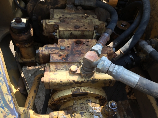 ขายรถแบคโฮ komatusu pc 60-5 รถพร้อมใช้งาน เอกสารใบซื้อขาย ขายรถแบคโฮ komatusu pc 60-5 รถพร้อมใช้งาน เอกสารใบซื้อขาย