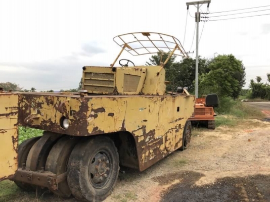 มี 2 ขายคันละ 395,000 รถบด 9 ล้อยาง SAKAI TS9 เครื่องดี เกียร์แรง สภาพพร้อมใช้ เอกสารเล่มทะเบียน  รถอยู่  นครปฐม โทร 0610710295