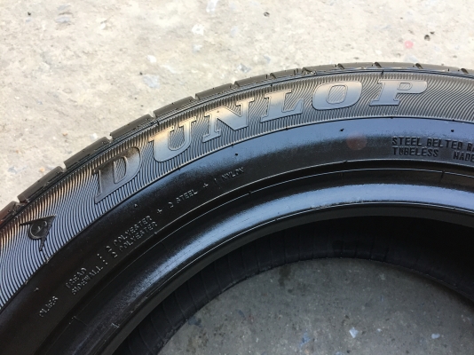 ยาง DUNLOP 205-55-16 ปี 17 ครบชุด 4 เส้น 4900 สภาพสวยๆไม่บวมไม่กินข้าง ดอกยางเหลือเยอะเอาไปวิ่งกันใด ยาง DUNLOP 205-55-16 ปี 17 ครบชุด 4 เส้น 4900 สภาพสวยๆไม่บวมไม่กินข้าง ดอกยางเหลือเยอะเอาไปวิ่งกันใด