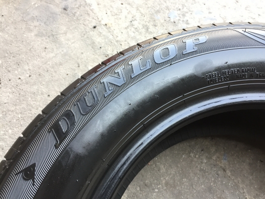 ยาง DUNLOP 195-65-15 ปี 16 ครบชุด 4 เส้น 3000 สภาพสวยๆไม่บวมไม่กินข้าง ดอกยางเหลือเยอะเอาไปวิ่งกันใด ยาง DUNLOP 195-65-15 ปี 16 ครบชุด 4 เส้น 3000 สภาพสวยๆไม่บวมไม่กินข้าง ดอกยางเหลือเยอะเอาไปวิ่งกันใด