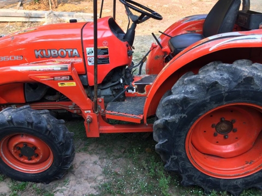 ขายรถไถแทรกเตอร์ L3608  คานบน  อุปกรณ์ 3 อย่าง