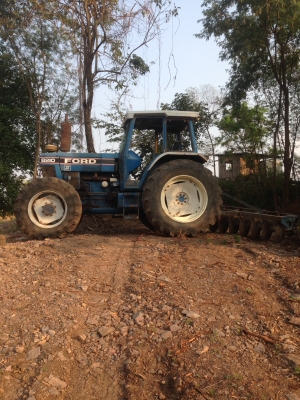 ขายรถไถFord8210เก๋งแอร์มีผลาน7เอกสารเล่ม สภาพสวยพร้อมใช้ ติดต่อคุณอ๊อฟ พิจิตร 086-737-9991