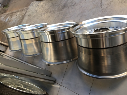 ล้อใหม่ MODENA 4x4 3 ชิ้นแท้ 17x12 ลบ39 5รู139.7 โหดๆ ประมูลญี่ปุ่น ล้อใหม่ MODENA 4x4 3 ชิ้นแท้ 17x12 ลบ39 5รู139.7 โหดๆ ประมูลญี่ปุ่น