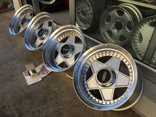 ล้อใหม่ MODENA 4x4 3 ชิ้นแท้ 17x12 ลบ39 5รู139.7 โหดๆ ประมูลญี่ปุ่น ล้อใหม่ MODENA 4x4 3 ชิ้นแท้ 17x12 ลบ39 5รู139.7 โหดๆ ประมูลญี่ปุ่น