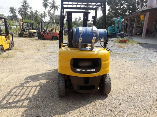 รถยก MITSUBISHI  FG20 F17B เกียร์ออโต้ เครื่องเบนซิน ยางตันหน้าหลัง เสาสูง 3 เมตร ยกได้ 2 ตัน ใช้แก๊ส โทร 098-7962549