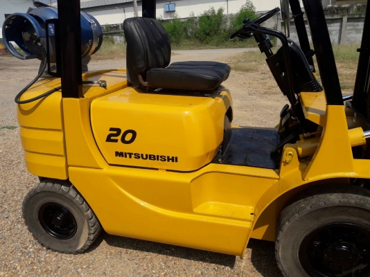 รถยก MITSUBISHI  FG20 F17B เกียร์ออโต้ เครื่องเบนซิน ยางตันหน้าหลัง เสาสูง 3 เมตร ยกได้ 2 ตัน ใช้แก๊ส โทร 098-7962549