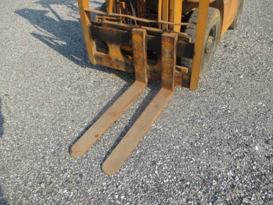 ขายรถยก ขนาด 2.5 ตัน เชื้อเพลิงดีเซล ยี่ห้อ MITSUBISHI รุ่น FD25 เก่านอกใช้งานได้ดีขายราคาถูกสนใจดูสินค้า 089-2619445 ขายรถยก ขนาด 2.5 ตัน เชื้อเพลิงดีเซล ยี่ห้อ MITSUBISHI รุ่น FD25 เก่านอกใช้งานได้ดีขายราคาถูกสนใจดูสินค้า 089-2619445