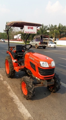 ขายครับ 24 แรง ตัวรถ ล้อเหล็ก พร้อมใช้งาน สีเดิมๆ เล่มชุดโอนครบ ราคา 135,000 บาท กันทรลักษ์ ศรีสะเกษ โทร.0816004753/0984422502 ครับ....