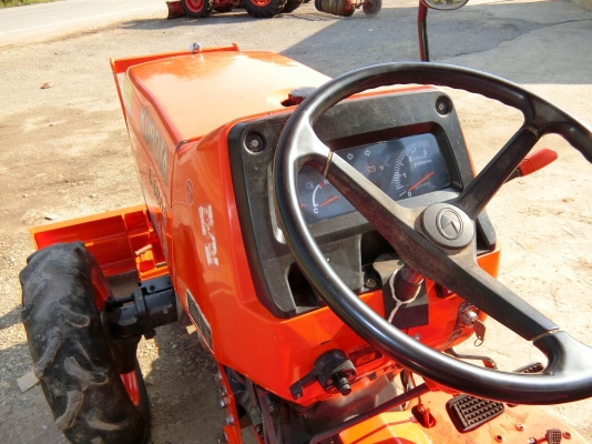 ❥สินค้าเข้าใหม่ L4508พร้อมใช้งาน  มีเล่มทะเบียนพร้อมโอนคะ???????? พร้อมอุปกรณ์ 3ชิ้น ผาน+ใบดันหน้า +โรตารี่ราคา265000บาท ชั่วโมงทำงาน 2265ชม. ↠↠สนใจติดต่อสอบถาม↠0906910337 ⛽️พิกัดร้าน ส.เจริญแทรกเตอร์ อ. บางระกำ จ. พิษณุโลก