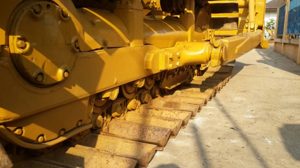 ขาย แทรคเตอร๋CAT D6D เครื่องยนต์ 10Z ตีนเป็ด เกียร์ตัดพร้อมเอกสารเล่มทะเบียน