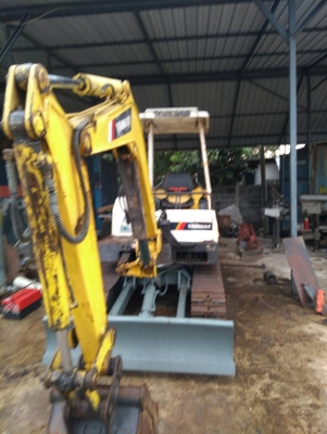 ส่งลูกค้า จ.สมุทรสงคราม เรียบร้อยแล้ว รถแบคโฮ YANMAR B27 รถเก่านอกนำเข้า ยังไม่เคยใช้งานในไทย เทียบเท่า komatsu pc30-6 เครื่องดี ปั๊มแรง พร้อมใช้งาน มีเอกสารใบอินวอยซ์ มี VDO การทำงานให้ชม