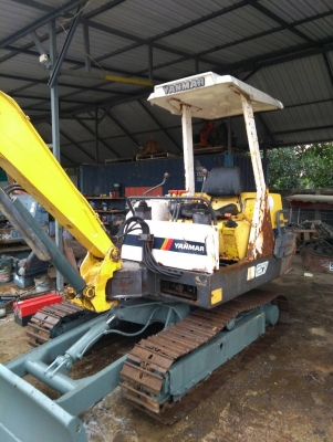 ส่งลูกค้า จ.สมุทรสงคราม เรียบร้อยแล้ว รถแบคโฮ YANMAR B27 รถเก่านอกนำเข้า ยังไม่เคยใช้งานในไทย เทียบเท่า komatsu pc30-6 เครื่องดี ปั๊มแรง พร้อมใช้งาน มีเอกสารใบอินวอยซ์ มี VDO การทำงานให้ชม