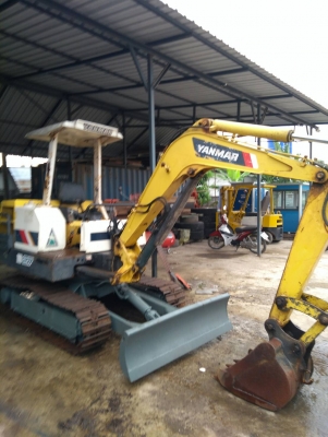 ส่งลูกค้า จ.สมุทรสงคราม เรียบร้อยแล้ว รถแบคโฮ YANMAR B27 รถเก่านอกนำเข้า ยังไม่เคยใช้งานในไทย เทียบเท่า komatsu pc30-6 เครื่องดี ปั๊มแรง พร้อมใช้งาน มีเอกสารใบอินวอยซ์ มี VDO การทำงานให้ชม