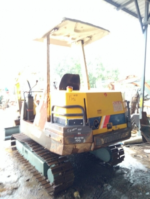 ส่งลูกค้า จ.สมุทรสงคราม เรียบร้อยแล้ว รถแบคโฮ YANMAR B27 รถเก่านอกนำเข้า ยังไม่เคยใช้งานในไทย เทียบเท่า komatsu pc30-6 เครื่องดี ปั๊มแรง พร้อมใช้งาน มีเอกสารใบอินวอยซ์ มี VDO การทำงานให้ชม
