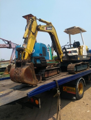 ส่งลูกค้า จ.สมุทรสงคราม เรียบร้อยแล้ว รถแบคโฮ YANMAR B27 รถเก่านอกนำเข้า ยังไม่เคยใช้งานในไทย เทียบเท่า komatsu pc30-6 เครื่องดี ปั๊มแรง พร้อมใช้งาน มีเอกสารใบอินวอยซ์ มี VDO การทำงานให้ชม