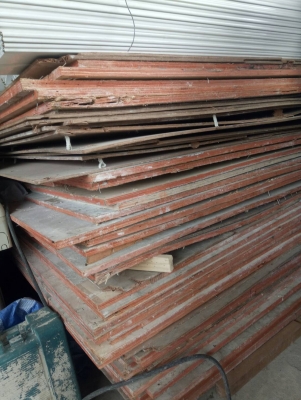 ขายไม้อัดอย่างหนาสภาพดี สำหรับทำแบบก่อสร้าง มือสอง ขายไม้อัดอย่างหนาสภาพดี สำหรับทำแบบก่อสร้าง มือสอง