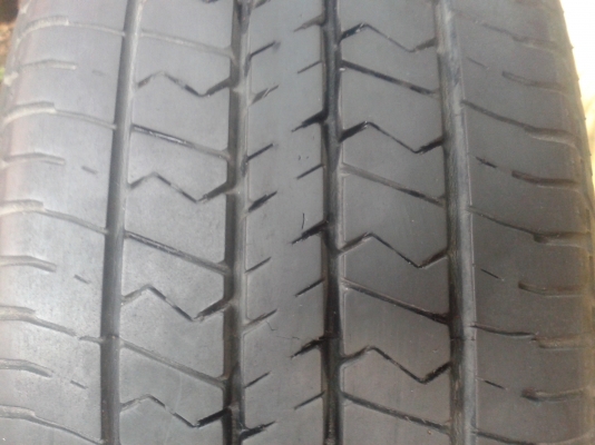 ยาง DUNLOP1 205-65-15 ดอกลึก ( 1 เส้น)