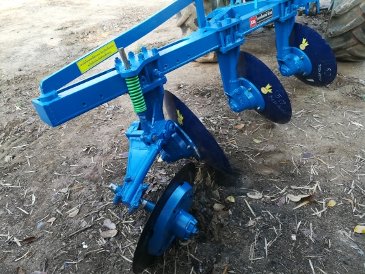 ขายผานสามโครงสี่ไคเฮงหลีสภาพสวย ขายผานสามโครงสี่ไคเฮงหลีสภาพสวย