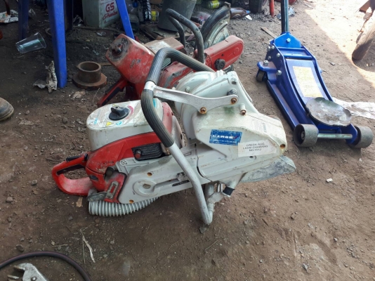 tractor-backhoe จัดส่งเครื่องตัดหัวเข็ม ตัดแผ่นพื้นปูน คอนกรีต แบบมือถือ เครื่องเบนชิน ไปรังสิตครับ tractor-backhoe จัดส่งเครื่องตัดหัวเข็ม ตัดแผ่นพื้นปูน คอนกรีต แบบมือถือ เครื่องเบนชิน ไปรังสิตครับ