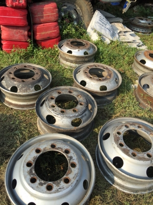 ขายกระทะ topy เก่านอกครับมีอยู่ 19 วง7.50,22.5มาดูได้ครับไม่กัดสนใจกริ๊งมา 063-190-3017 ขายกระทะ topy เก่านอกครับมีอยู่ 19 วง7.50,22.5มาดูได้ครับไม่กัดสนใจกริ๊งมา 063-190-3017
