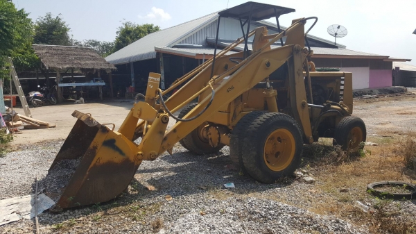 ขายแพ็คคู่ ไม่แยกขาย รถกระบะดั้ม NISSAN ปี 35 และรถตัก KOMATSU SD20-3 รถใช้งานได้ทั้งสองคันครับ