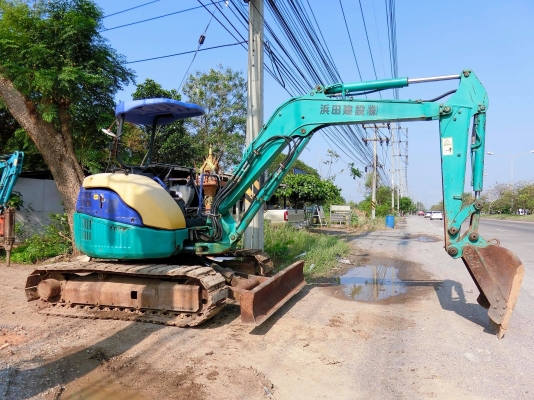 KOMATSU 40mr-1 ขนาดPC-40 <มีVDOให้ชม> รถเก่านอกแท้ มีเอกสารใบอินวอย☎️ติดต่อ 085-5632278 (ราคาต่อรองได้)