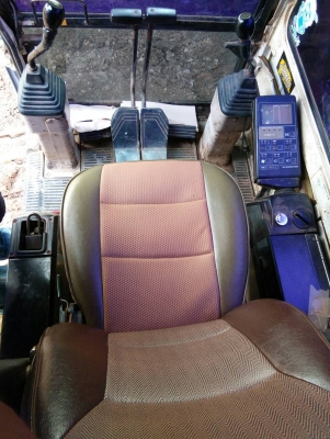 ขายรถแบคโฮ KOMATSU PC100-5 ขายรถแบคโฮ KOMATSU PC100-5