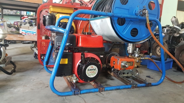 ชุดปั้มอัดฉีดเครื่องยนต์เบนชิล mitsubishi 5แรงม้า พร้อมปั้มพ่นยา hp ceramic 6หุน นำเข้าจากญี่ปุ่น