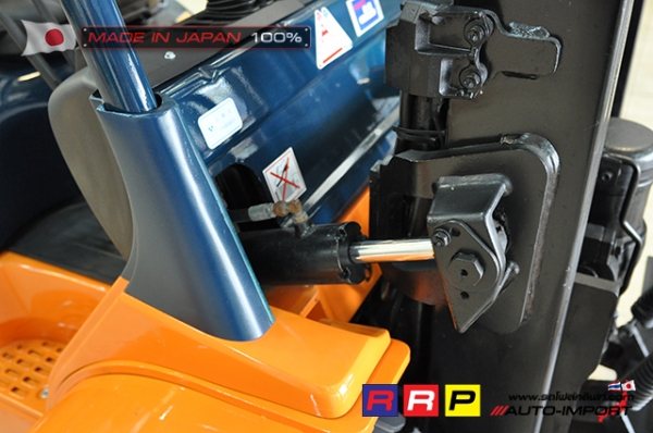 ขายรถโฟล์คลิฟท์มือสอง TOYOTA รุ่น 7FD25-12402 นำเข้าจากประเทศญี่ปุ่น 100\% ไม่เคยใช้งานในไทย