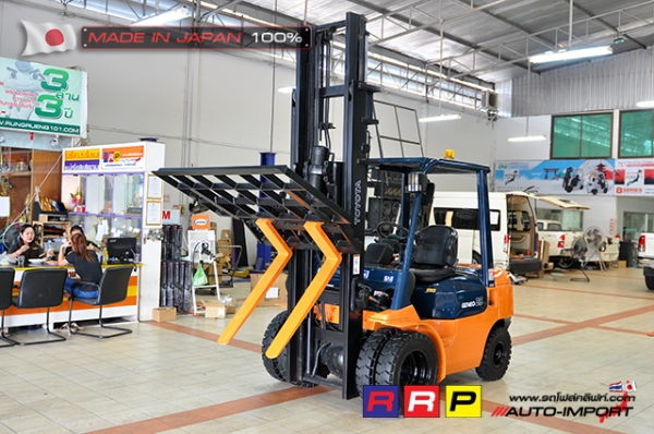 ขายรถโฟล์คลิฟท์มือสอง TOYOTA รุ่น 7FD25-12402 นำเข้าจากประเทศญี่ปุ่น 100\% ไม่เคยใช้งานในไทย