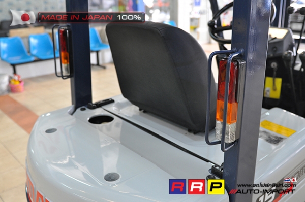 ขายรถโฟล์คลิฟท์มือสอง KOMATSU รุ่น FD15D-15-311202 นำเข้าจากประเทศญี่ปุ่น 100\% ไม่เคยใช้งานในไทย