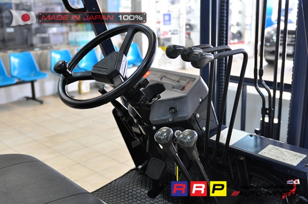 ขายรถโฟล์คลิฟท์มือสอง KOMATSU รุ่น FD15D-15-311202 นำเข้าจากประเทศญี่ปุ่น 100\% ไม่เคยใช้งานในไทย