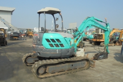 ขายแบคโฮ KOBELCO SK045SR มีหัวกระแทกพร้อมบุ้งกี๋ (สภาพดี)