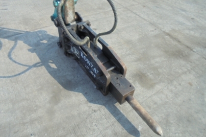 ขายแบคโฮ KOBELCO SK045SR มีหัวกระแทกพร้อมบุ้งกี๋ (สภาพดี)