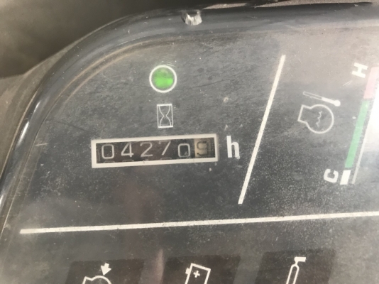 Komatsu PC60-7 รถเก่าญี่ปุ่น สภาพพร้อมใช้งาน เครื่องปั๊มดี สนใจติดต่อ0813553478(คุณโย)