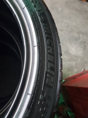 235/45R18 MICHELIN Pilot Sport3 สวยๆ ชุด 4 เส้น โทร.081-427-3941 ไอดีไลน์ 0814273941 235/45R18 MICHELIN Pilot Sport3 สวยๆ ชุด 4 เส้น โทร.081-427-3941 ไอดีไลน์ 0814273941
