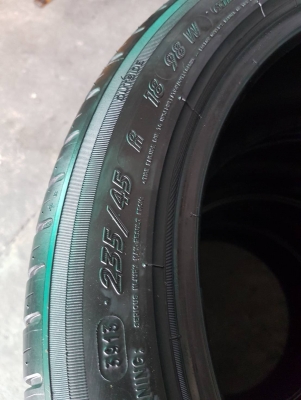 235/45R18 MICHELIN Pilot Sport3 สวยๆ ชุด 4 เส้น โทร.081-427-3941 ไอดีไลน์ 0814273941 235/45R18 MICHELIN Pilot Sport3 สวยๆ ชุด 4 เส้น โทร.081-427-3941 ไอดีไลน์ 0814273941