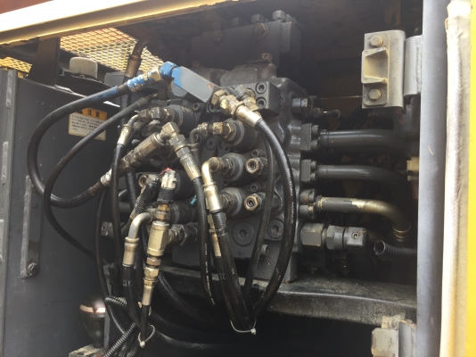 sumitomo sh145u สภาพดีเก่าญี่ปุ่น มีใบอินวอยไม่เคยใช้ในไทย sumitomo sh145u สภาพดีเก่าญี่ปุ่น มีใบอินวอยไม่เคยใช้ในไทย