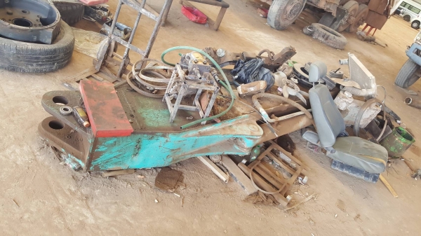 ขายตามสภาพ แบคโฮ KOBELCO SK200-8 YN12 SUPER รถปี 57 เครื่องดี ปั้มดี ไฟฟ้าครบ ตัวเดินขาด 1 ข้าง เล่มทะเบียนครบ