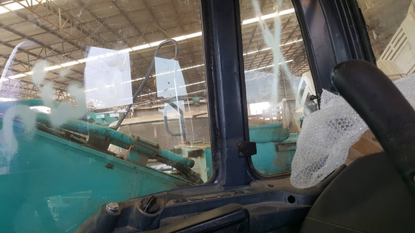 ขายตามสภาพ แบคโฮ KOBELCO SK200-8 YN12 SUPER รถปี 57 เครื่องดี ปั้มดี ไฟฟ้าครบ ตัวเดินขาด 1 ข้าง เล่มทะเบียนครบ