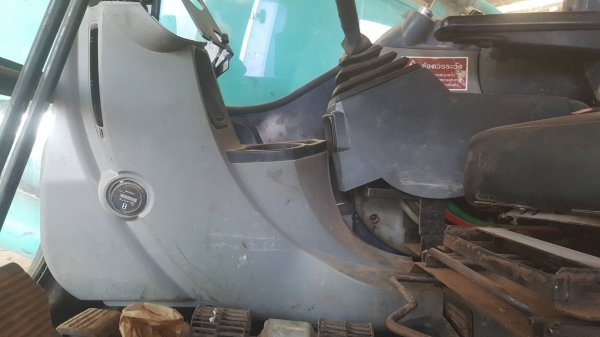 ขายตามสภาพ แบคโฮ KOBELCO SK200-8 YN12 SUPER รถปี 57 เครื่องดี ปั้มดี ไฟฟ้าครบ ตัวเดินขาด 1 ข้าง เล่มทะเบียนครบ