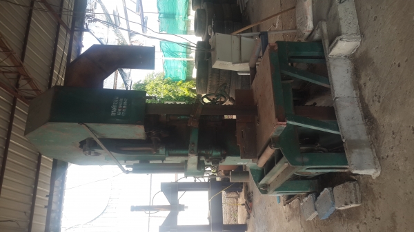 เครื่องเลื่อยสายพาน สวยๆ