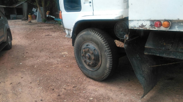 ขายรถบรรทุกรถแบคโฮ FM187 เครื่อง HO7C TURBO