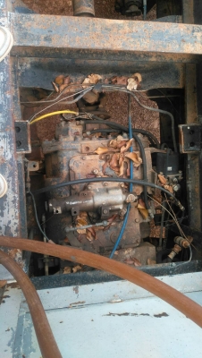 ขายรถบรรทุกรถแบคโฮ FM187 เครื่อง HO7C TURBO