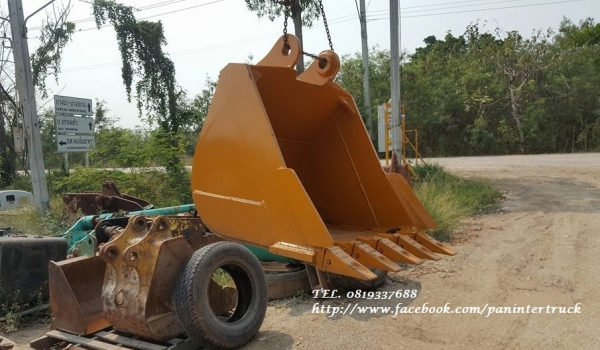 สินค้าใหม่/งานนำเข้า/ประกอบนอก BUCKETบุ๊งกี๋สำหรับรถขุดไซค์100,120,128 /สลัก 65 มิล/มีปีกข้าง /5 ฟัน /ปากกว้าง:36 นิ้ว(91cm.) /ราคาเพียง(ใบละ) 32,000 บาท สนใจรีบติดต่อ 0819337688