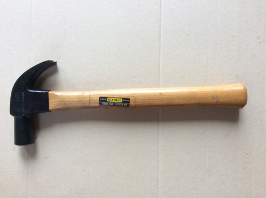 ขายค้อนหงอน STANLEY 16 OZ. MADE IN ENGLAND.. ด้ามไม้ ใหม่เก่าเก็บ